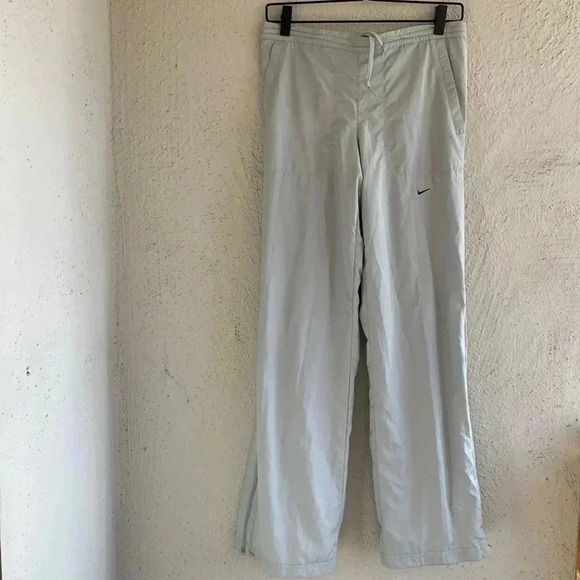 Nike Windbreaker Track Pants Mint Size XS - Picture 1 of 7